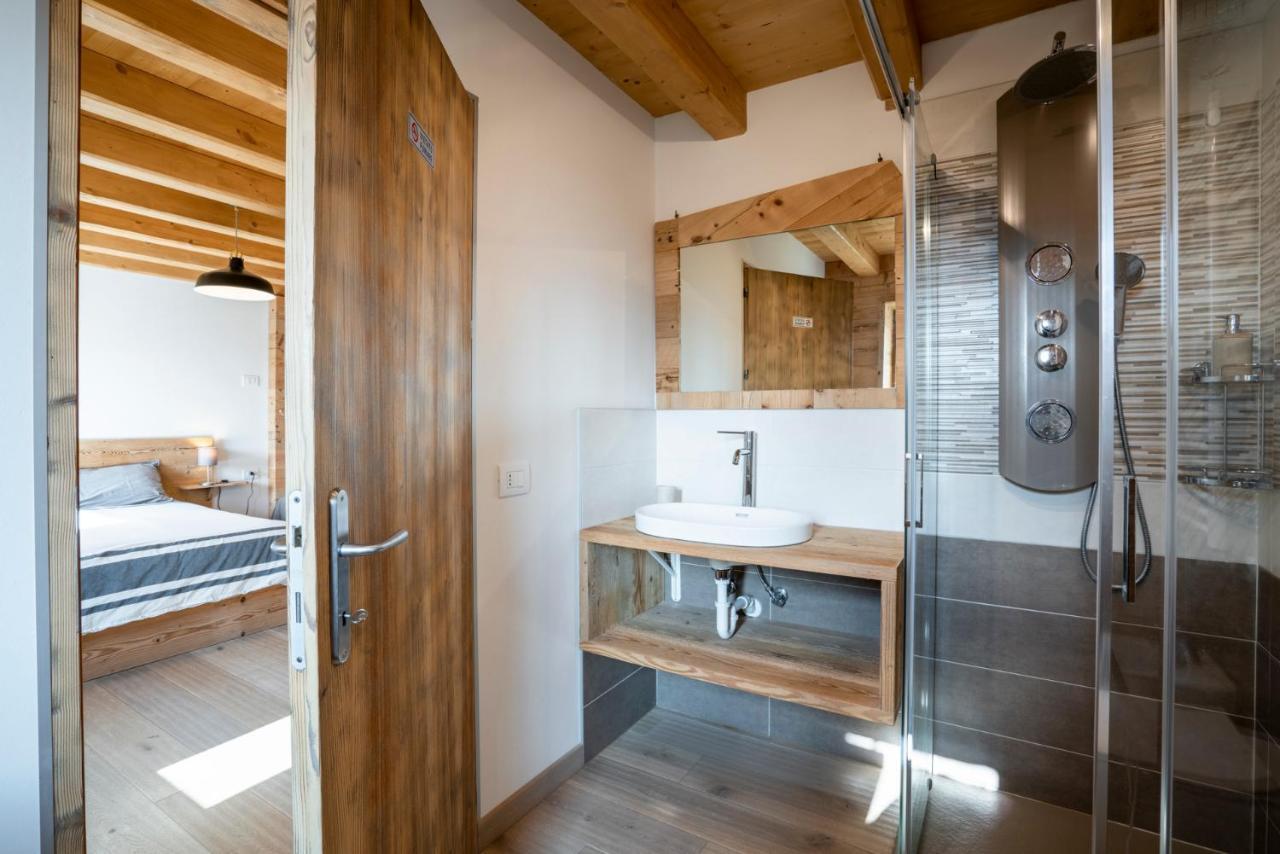 Casa Ekharle - Affittacamere Rotzo Экстерьер фото